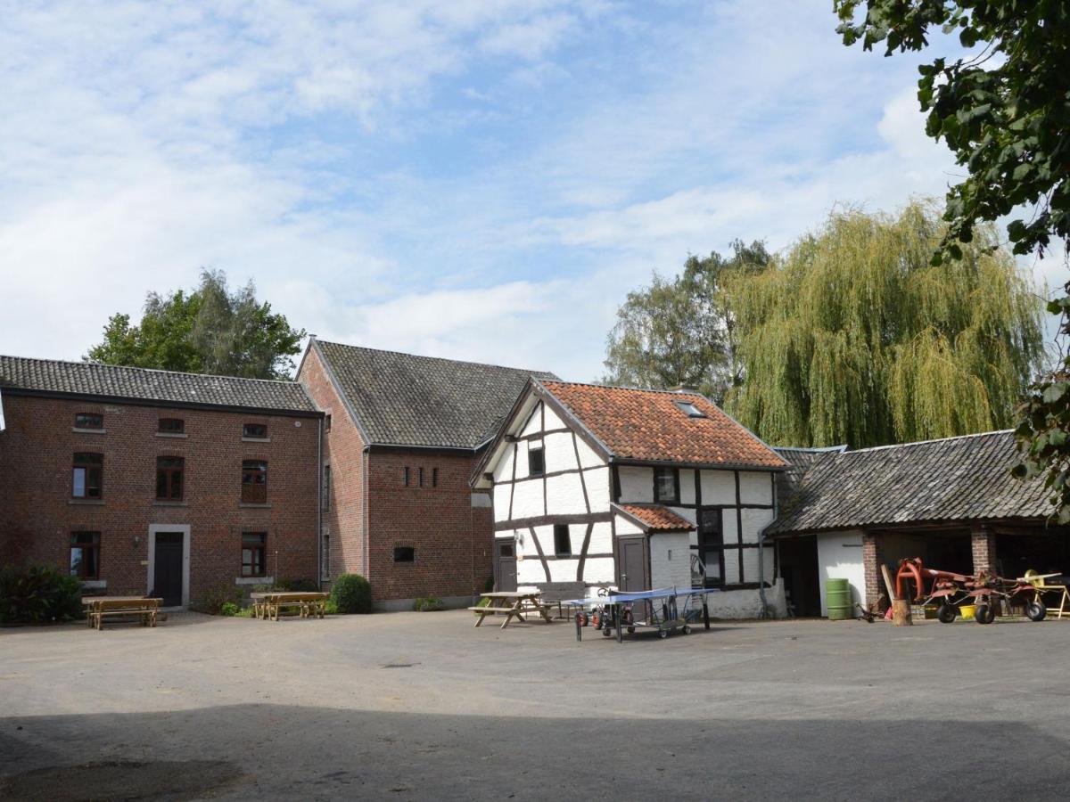 Spacious House In A Farm Located In The Bucolic Teuven Exterior photo